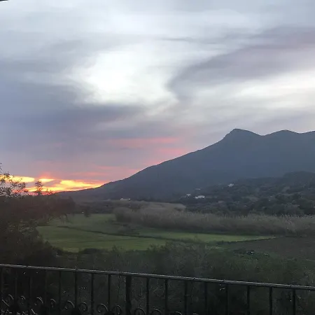 La Casa Sarda ホテル