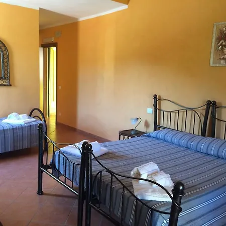 فندق La Casa Sarda فلومينيماجيوري