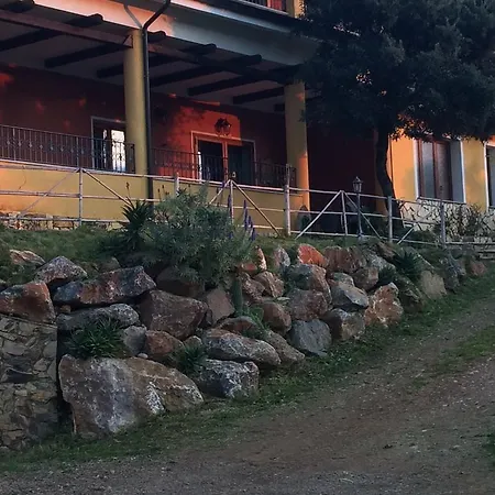 Hotel La Casa Sarda